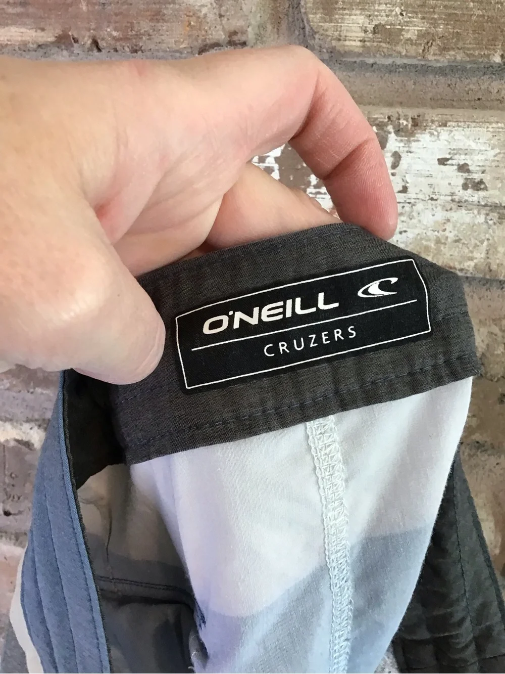O'Neill Men's Striped Blue, Light Blue & Gray Board Shorts 31